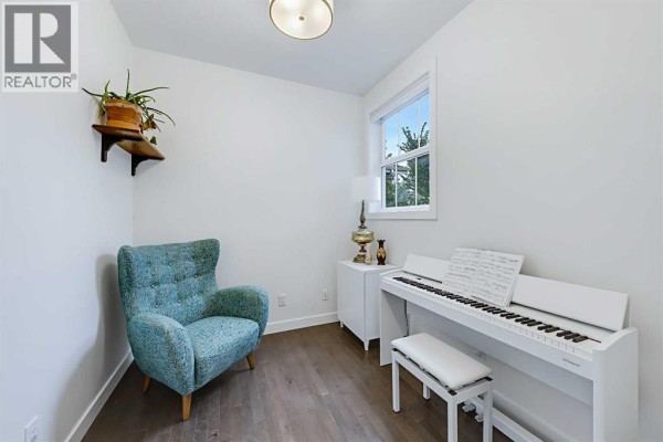 Dining room - 91 Masters Avenue Se, Calgary, AB T3M2B1 Photo 4
