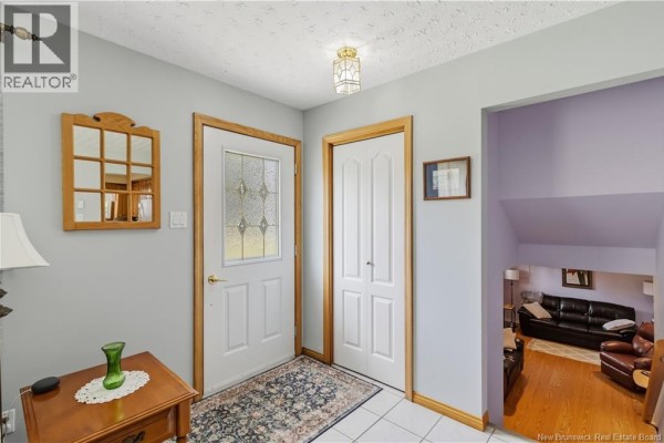 Bath (# pieces 1-6) - 91 Springwater Lane, New Maryland, NB E3C1H8 Photo 5