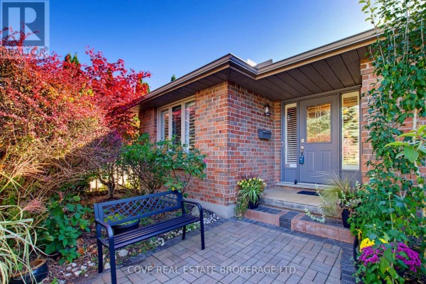 Recreational, Games room - 91 Sunnyside Drive, London North, ON N5X3M4 Photo 2