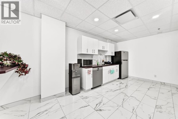 910, 634 6 Avenue Sw, Calgary, AB T2P2Y5 Photo 5