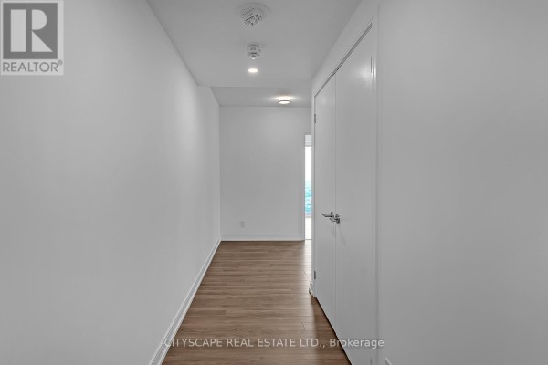 Living room - 910 - 30 Samuel Wood Way, Toronto, ON M9B1B1 Photo 2