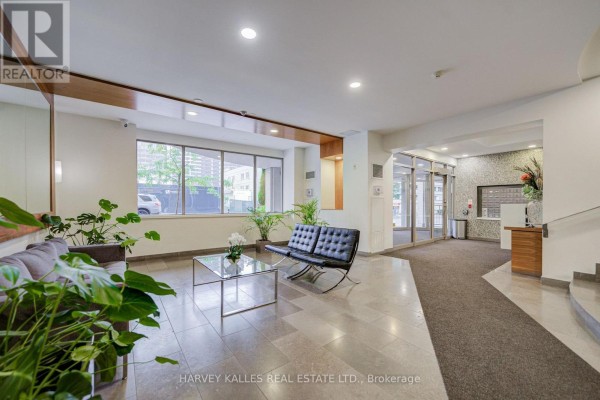 910 - 5 Rosehill Avenue, Toronto, ON, photo 3