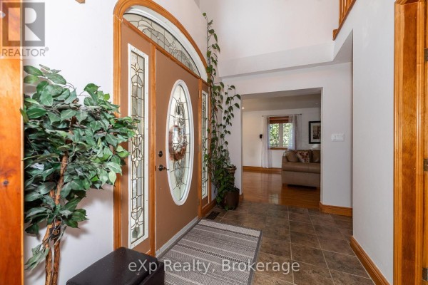 910 26th Street E, Owen Sound, ON, photo 3