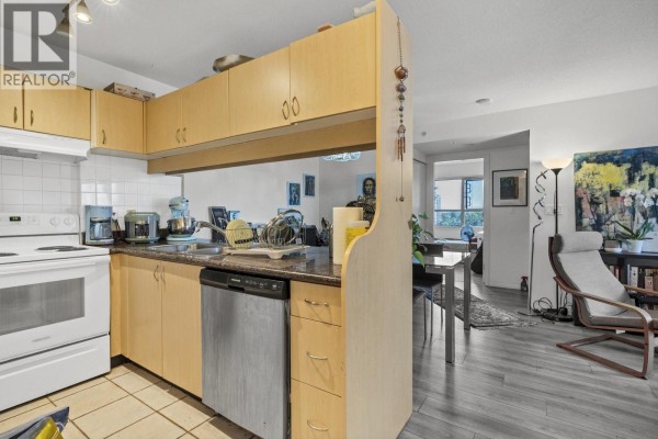 910 6611 Cooney Road, Richmond, BC V6Y4C5 Photo 3
