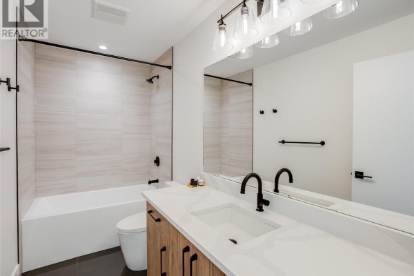 Bedroom - 910 Lakeside Drive Unit# 208, Nelson, BC V1L6G3 Photo 5