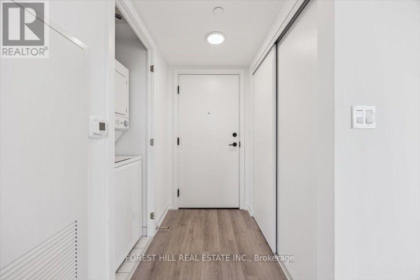Primary Bedroom - 911 - 556 Marlee Avenue, Toronto, ON M6B3J4 Photo 5