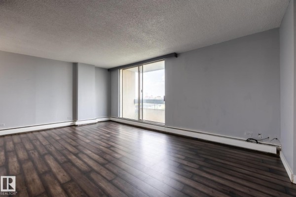 #911 10883 Saskatchewan Dr Nw, Edmonton, AB T6E4S6 Photo 5