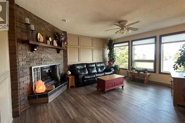 3pc Bathroom - 911 12 Street Se, High River, AB T1V1L2 Photo 3