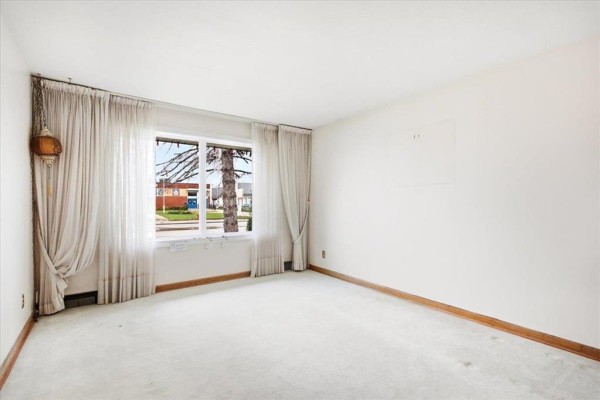Bedroom - 911 Nairn Avenue, Winnipeg, MB R2L0X9 Photo 4
