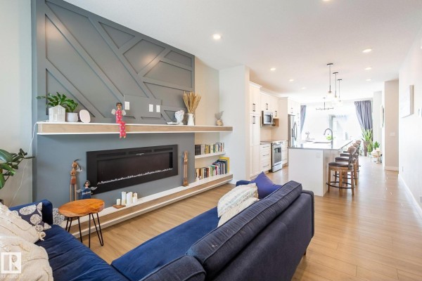 Family room - 9111 65 Av Nw, Edmonton, AB T6E0J8 Photo 4