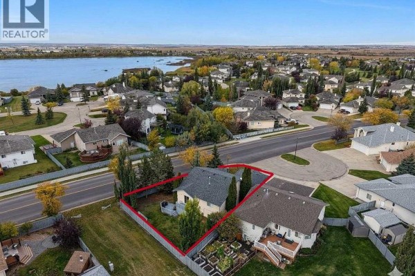 4pc Bathroom - 9117 Crystal Lake Drive, Grande Prairie, AB T8X1J3 Photo 3