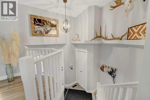 Primary Bedroom - 9117 Crystal Lake Drive, Grande Prairie, AB T8X1J3 Photo 4