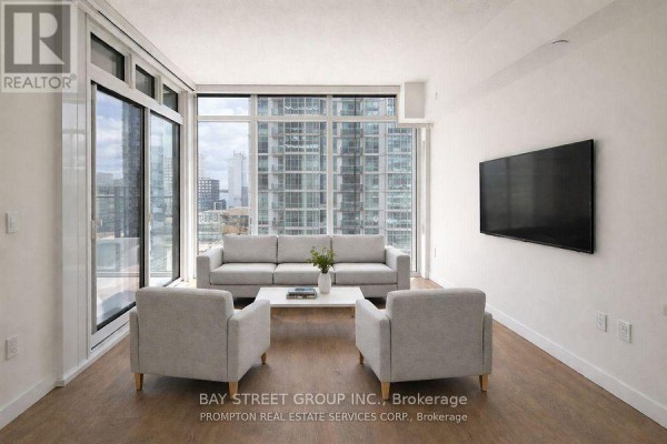 912 - 1 Concord Cityplace Way, Toronto, ON M5V0X3 Photo 5