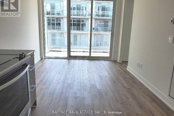 912 - 30 Baseball Place, Toronto, ON M4M0E8 Photo 4