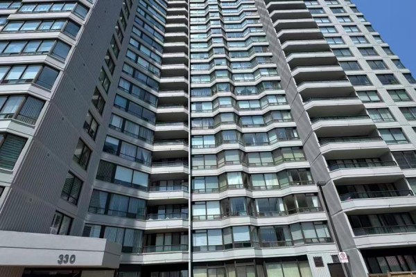 912 - 330 Alton Towers Circle, Toronto, ON, photo 2
