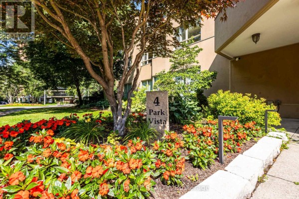 Solarium - 912 - 4 Park Vista Drive, Toronto, ON M4B3M8 Photo 5