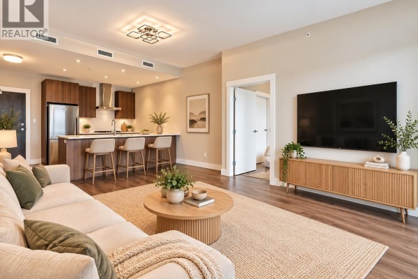 912 10780 No. 5 Road, Richmond, BC V6W0B8 Photo 4