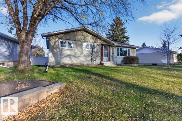 Dining room - 9120 92 Av, Fort Saskatchewan, AB T8L1A7 Photo 2