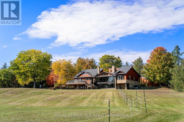 9121 Erin-garafraxa Townline, Erin, ON, photo 2