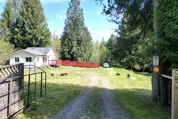 9126 Clay Street, Mission, BC V4S1G1 Photo 5