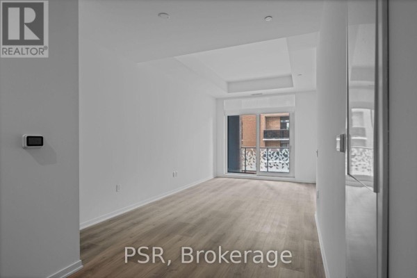Kitchen - 913 - 101 Roehampton Avenue, Toronto, ON M4P2W2 Photo 3
