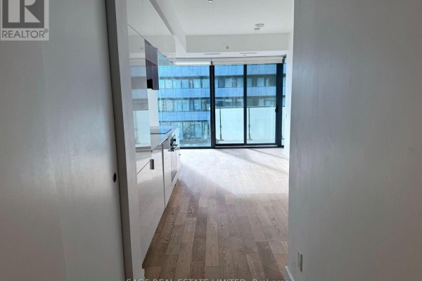 913 - 185 Roehampton Avenue, Toronto, ON M4P0C6 Photo 2