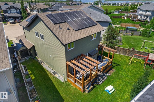 Kitchen - 913 Goshawk Pt Nw, Edmonton, AB T5S0H6 Photo 3