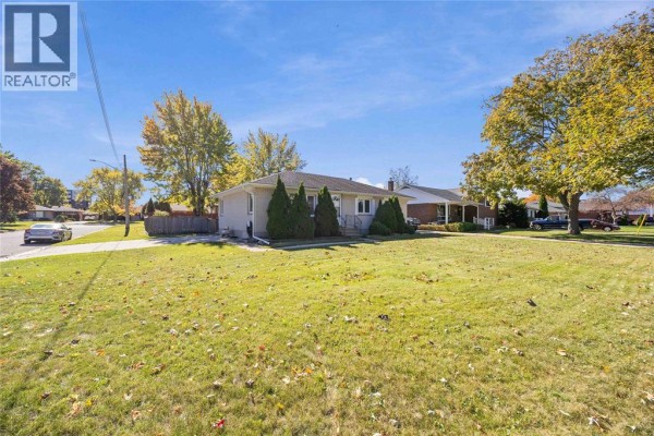 4pc Bathroom - 913 Wedgewood Avenue, Sarnia, ON N7V3E8 Photo 2