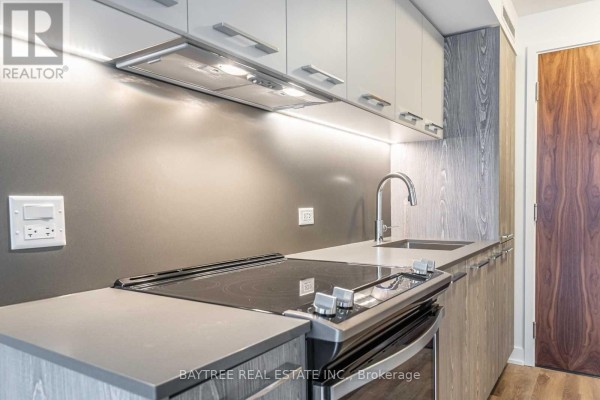 914 - 30 Baseball Place, Toronto, ON M4M0E8 Photo 5