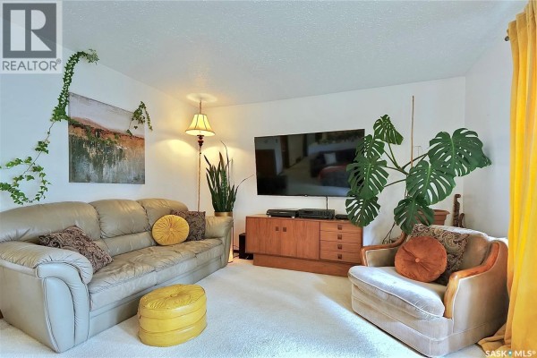 3pc Bathroom - 914 Duffield Street W, Moose Jaw, SK S6H5J9 Photo 4