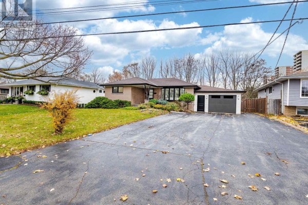 914 Francis Road, Burlington, ON, photo 2