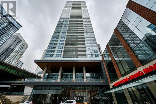 915 - 17 Bathurst Street, Toronto, ON M5V0N1 Photo 3