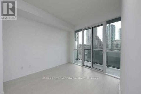 Dining room - 915 - 20 Bruyeres Mews, Toronto, ON M5V2N9 Photo 4