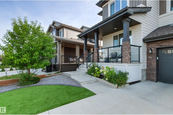915 177 St Sw, Edmonton, AB, photo 2