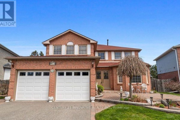 Living room - 915 Catskill Drive E, Oshawa, ON L1J8J9 Photo 2