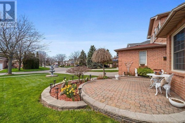 Laundry room - 915 Catskill Drive E, Oshawa, ON L1J8J9 Photo 5