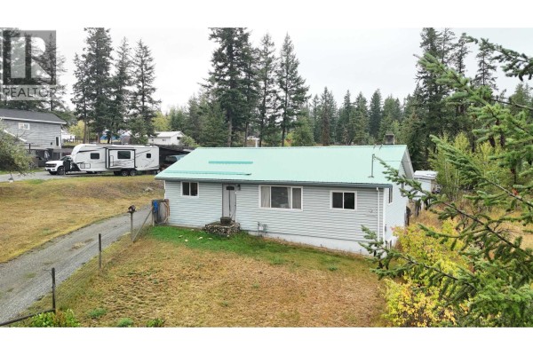 Bedroom 2 - 915 Dog Creek Road, Williams Lake, BC V2G3G5 Photo 2