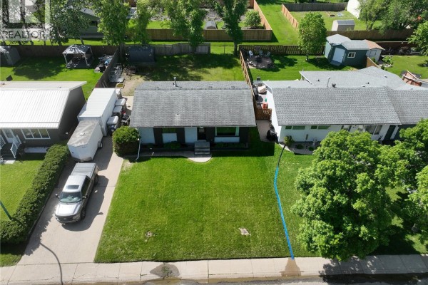 915 Maple Drive, Esterhazy, SK, photo 2