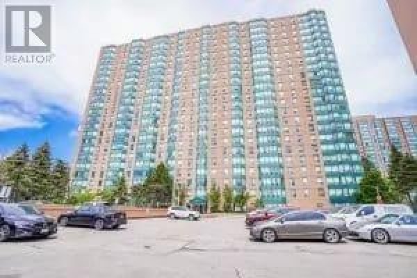 Kitchen - 916 - 135 Hillcrest Avenue, Mississauga, ON L5B4B1 Photo 3