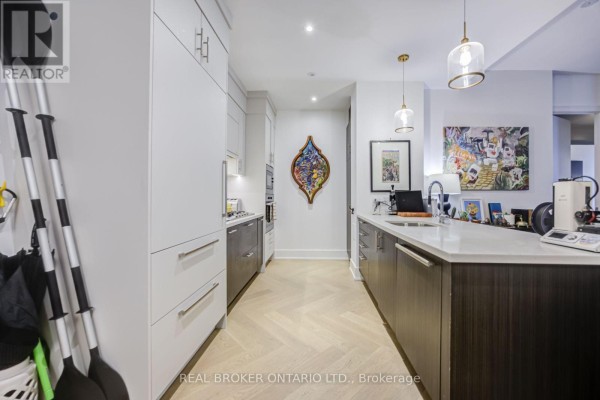 916 - 29 Queens Quay E, Toronto, ON, photo 2