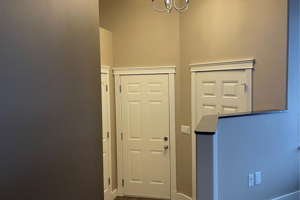 916 3rd Street Se, Weyburn, SK, photo 3
