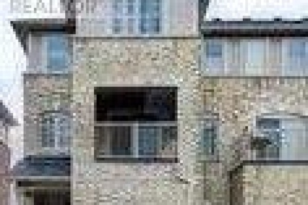 916 Audley Road N, Ajax