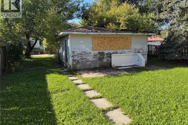 916 Royal Street, Regina, SK S4T4Z6 Photo 4