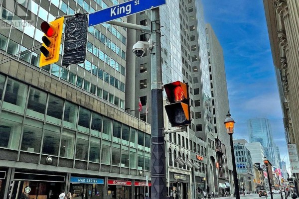 917 - 7 King Street E, Toronto, ON, photo 3