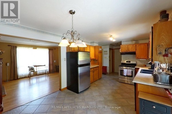 917 Queen Street, Cornwall, ON K6J1P3 Photo 5