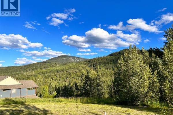 917 Redstone Drive, Rossland, BC, photo 3