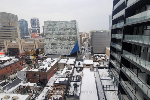 918 - 20 Edward Street, Toronto, ON M5G0C5 Photo 4