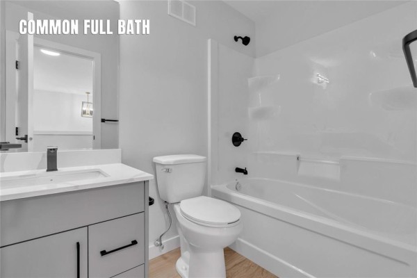 4pc Ensuite bath - 918 Mclean Avenue, Selkirk, MB R1A4P8 Photo 4