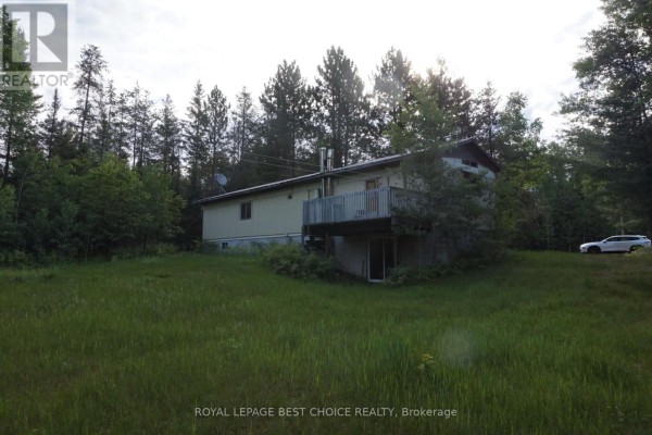 918008-918012 Portage Bay Road, Coleman, ON, photo 2