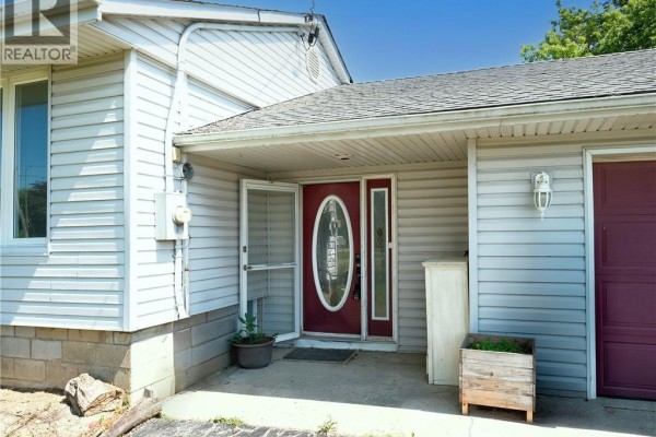 3pc Bathroom - 9183 Silver Street, Caistor Centre, ON L0R1E0 Photo 4